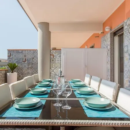 Naxos Glamour With Terrace, Parking And Etna View דירה *